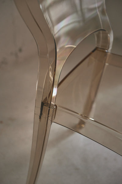 ダイニングチェア クリアチェア ポリカーボネート 軽量 軽い 耐久性 クリア 透明 椅子 カフェ ナチュラル 北欧 インダストリー 曲線 カーブ 肘なし アームレス