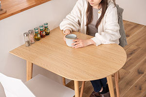 テーブル ダイニングテーブル カフェテーブル コンパクト 壁寄せ 壁付け かまぼこ型 半円 省スペース シンプル モダン 北欧 木製 韓国インテリア 2人掛け 4人掛け ナチュラル ホワイト おしゃれ リビング TAP-006